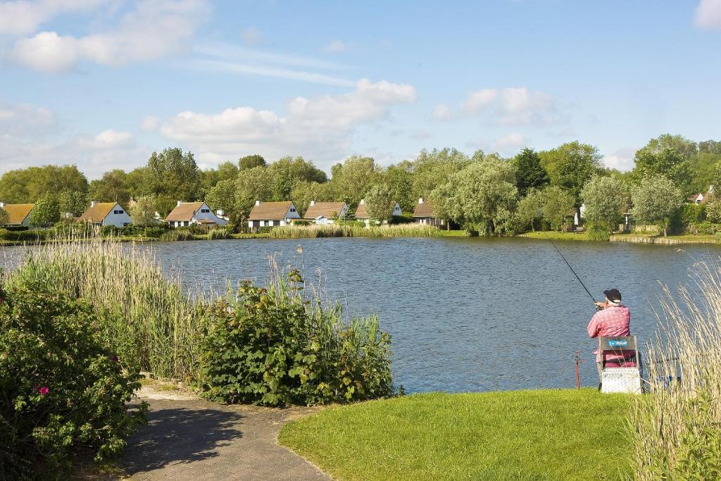 Sunparks Oostduinkerke - Plopsaland Hotel Buitenkant foto